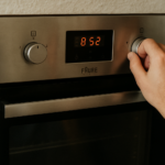 Réglage heure four Faure : la méthode simple pour mettre votre appareil à l’heure